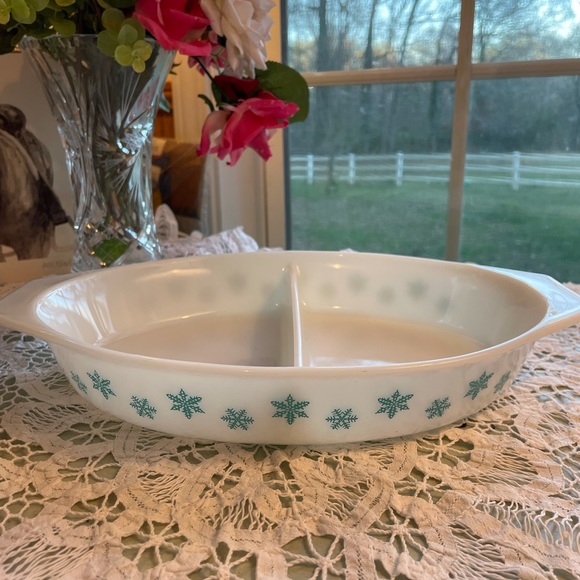 vintage Pyrex Kitchen Vintage Pyrex Divided Dish White With Blue